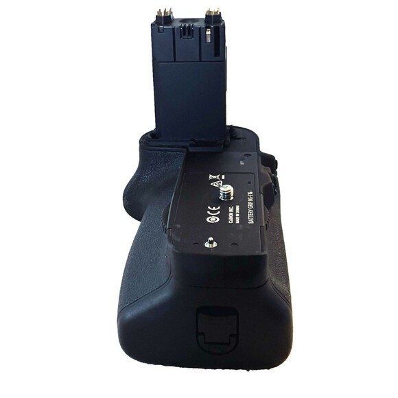 Canon BG-E16 Battery Grip for EOS 7D Mark II **2 Battery Magazines Original Box - Picture 9 of 16